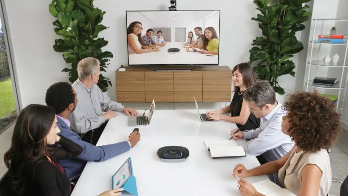 Logitech Group tương thích hoàn hảo cho phòng chứa 14-20 người